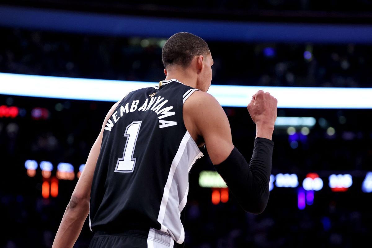 NEW YORK, NEW YORK - JUNE 08: Victor Wembanyama #1 of the San Antonio Spurs reacts during the fourth quarter against the New York Knicks in Game Three of the 2026 NBA Finals at Madison Square Garden on June 08, 2026 in New York City. NOTE TO USER: User expressly acknowledges and agrees that, by downloading and or using this photograph, User is consenting to the terms and conditions of the Getty Images License Agreement. Al Bello/Getty Images/AFP (Photo by AL BELLO / GETTY IMAGES NORTH AMERICA / Getty Images via AFP). NOTE TO USER: User expressly acknowledges and agrees that, by downloading and or using this photograph, User is consenting to the terms and conditions of the Getty Images License Agreement