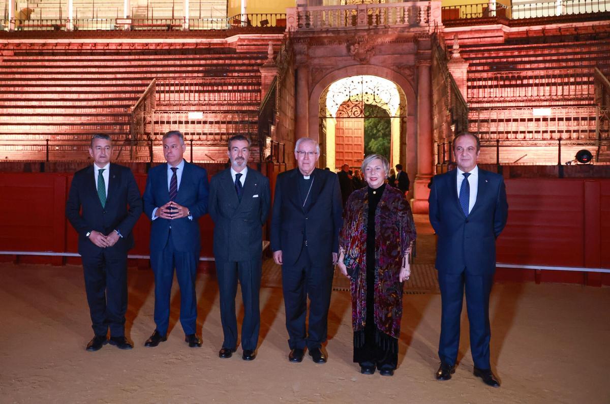 Inicio del acto de la entrega de los Premios Taurinos y Universitarios de la Real Maestranza de Sevilla.