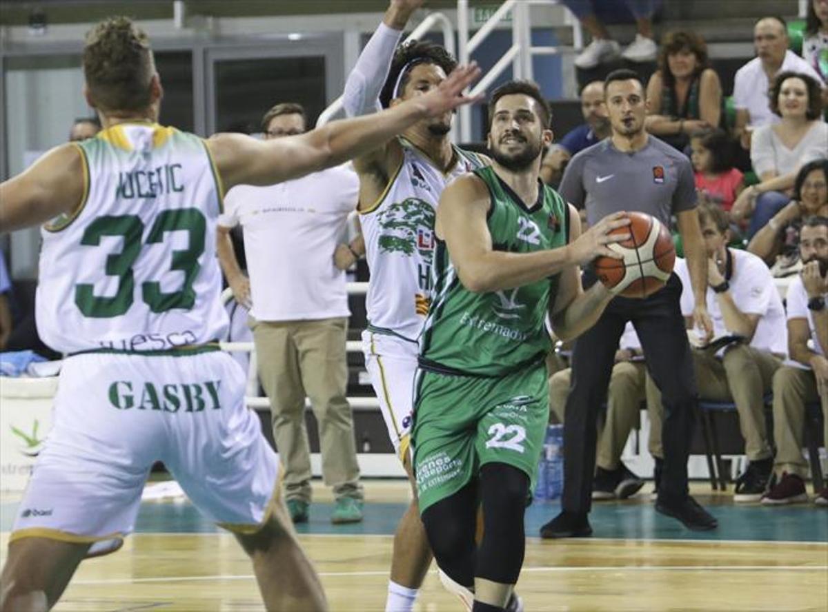 Huesca-Cáceres, partido para enfocar el objetivo