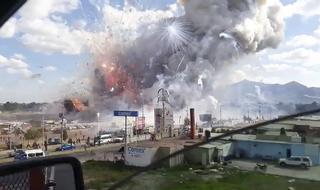 México: Explosión con pirotecnia deja al menos seis muertos y decenas de heridos