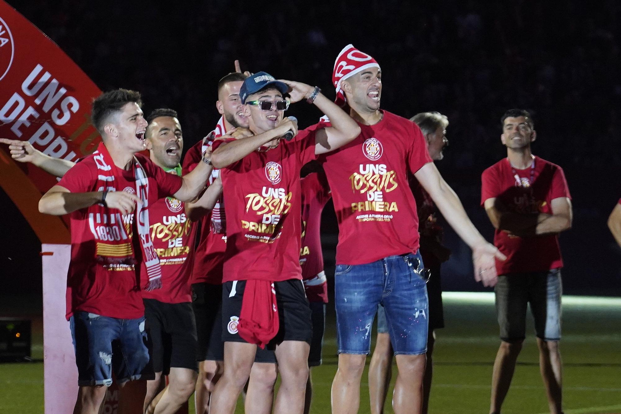 Les millors imatges de la rua de celebració del Girona i el Bàsquet Girona