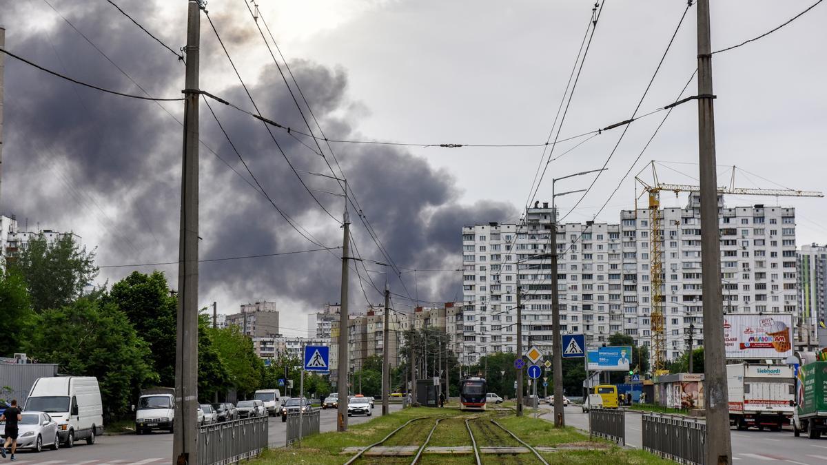 Explosions in Kyiv amid Russian invasion of Ukraine