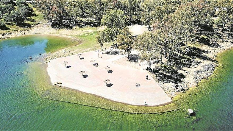 Un hombre fallece ahogado en la playa de Campanario