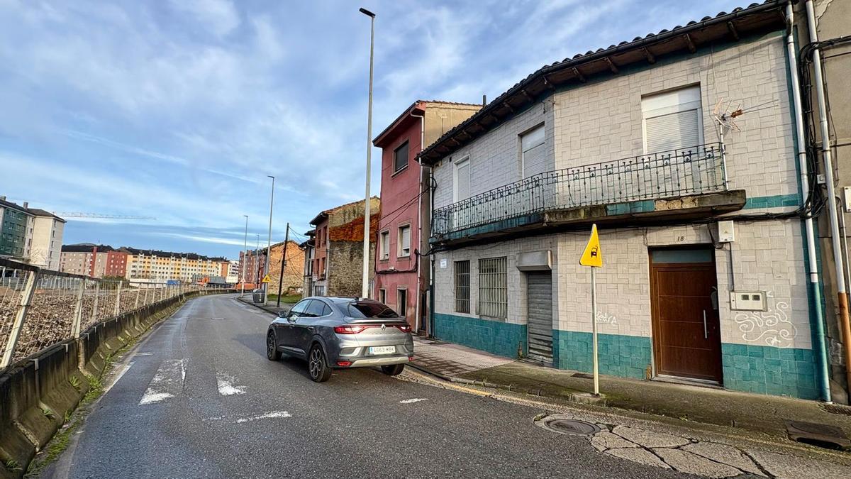 Barrio de El Puente, en Langreo, donde se construirán viviendas públicas de alquiler