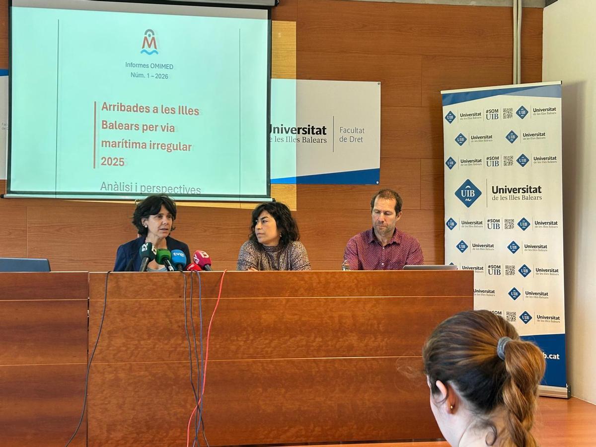 Capellà, Marco y Aparicio, este martes durante la rueda de prensa en la UIB.