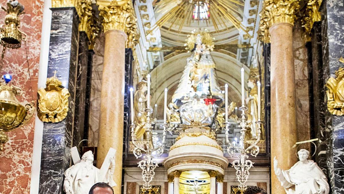 Jaume Doménech, José Luis Gayà y Javi Gracia, ayer en la Basílica.