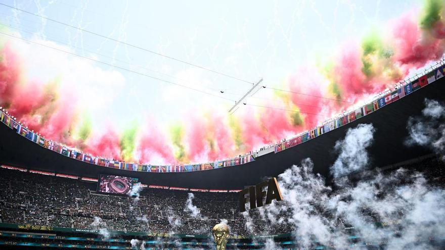 México y la FIFA descorchan el Mundial con una ina