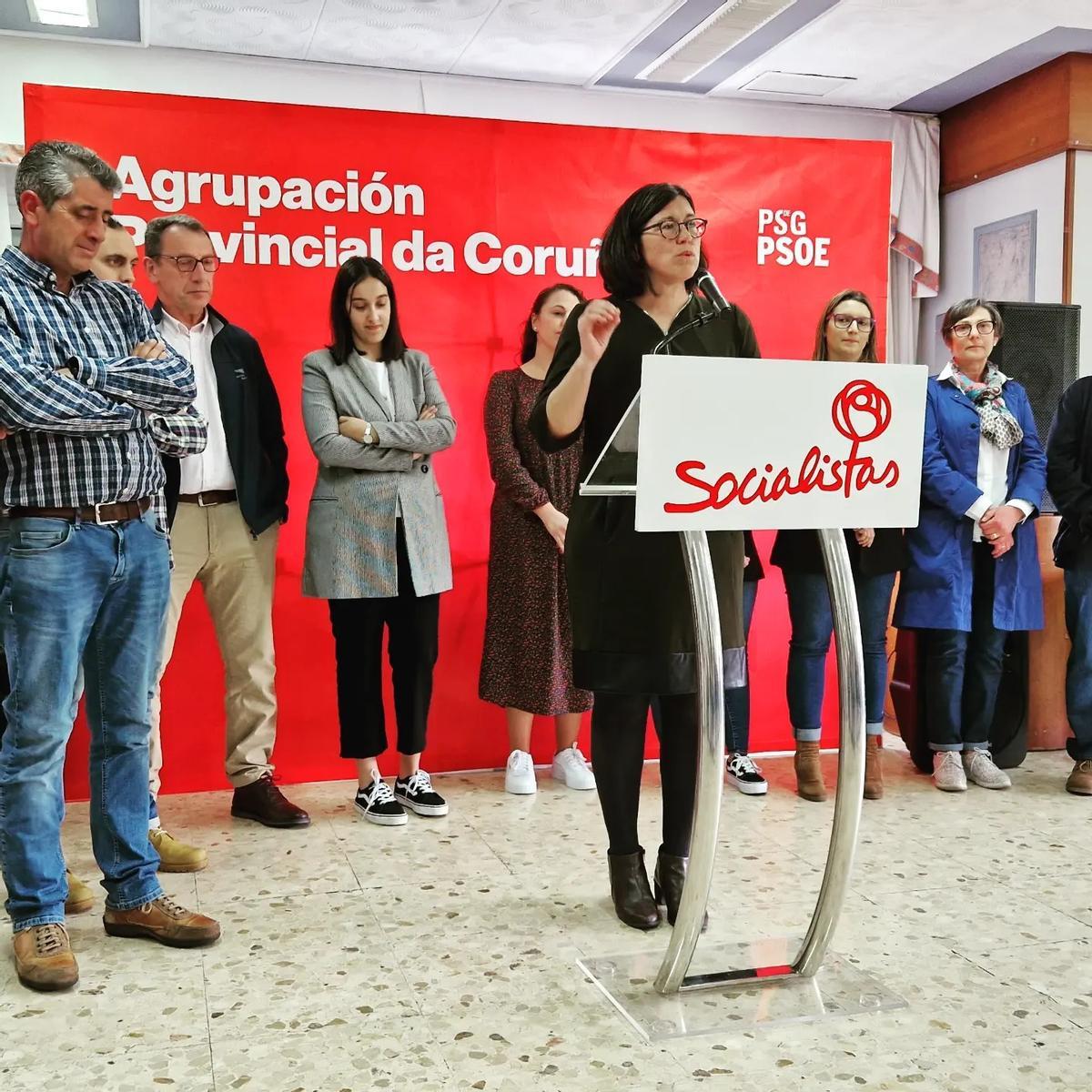 Ana María Domínguez Laíño, en un acto electoral del PSOE de Lousame en la campaña de 2023.