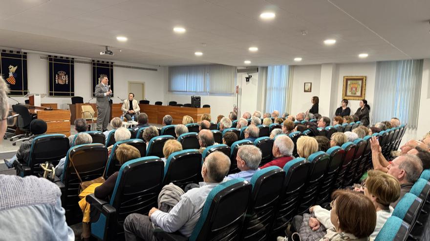 El juez Joaquim Bosch llena Canet analizando el ascenso de la ultraderecha