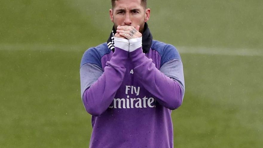 Sergio Ramos, en el entrenamiento de ayer en Valdebebas.