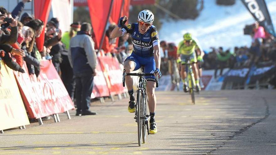 Daniel Martin supera a Contador en la Volta