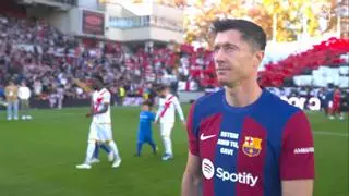 Homenaje a Gavi en la camiseta del Barça en Vallecas: "Estamos contigo"