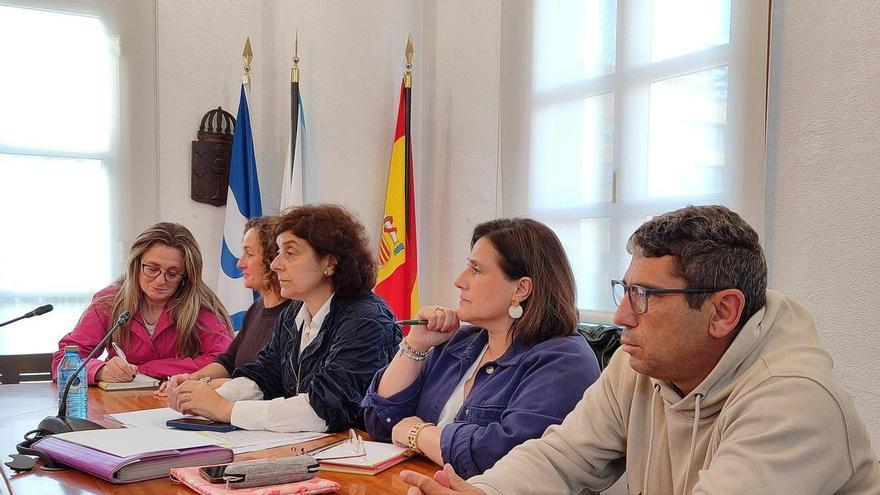 El PP acusa a Juncal de «desmantelar» los servicios públicos del Concello de Bueu