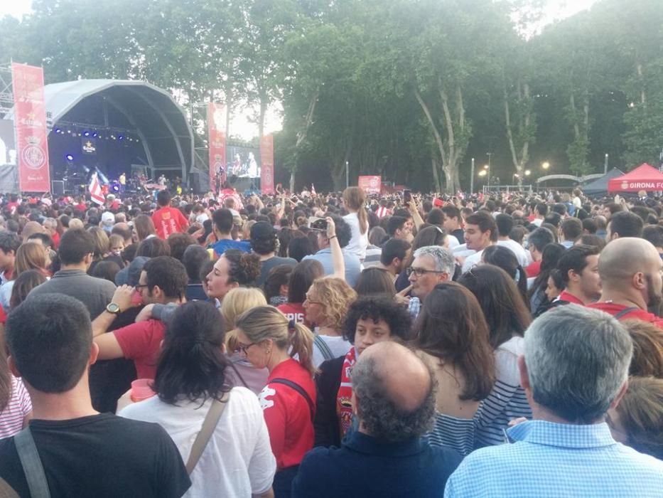 10.000 persones segueixen els concerts a la Copa