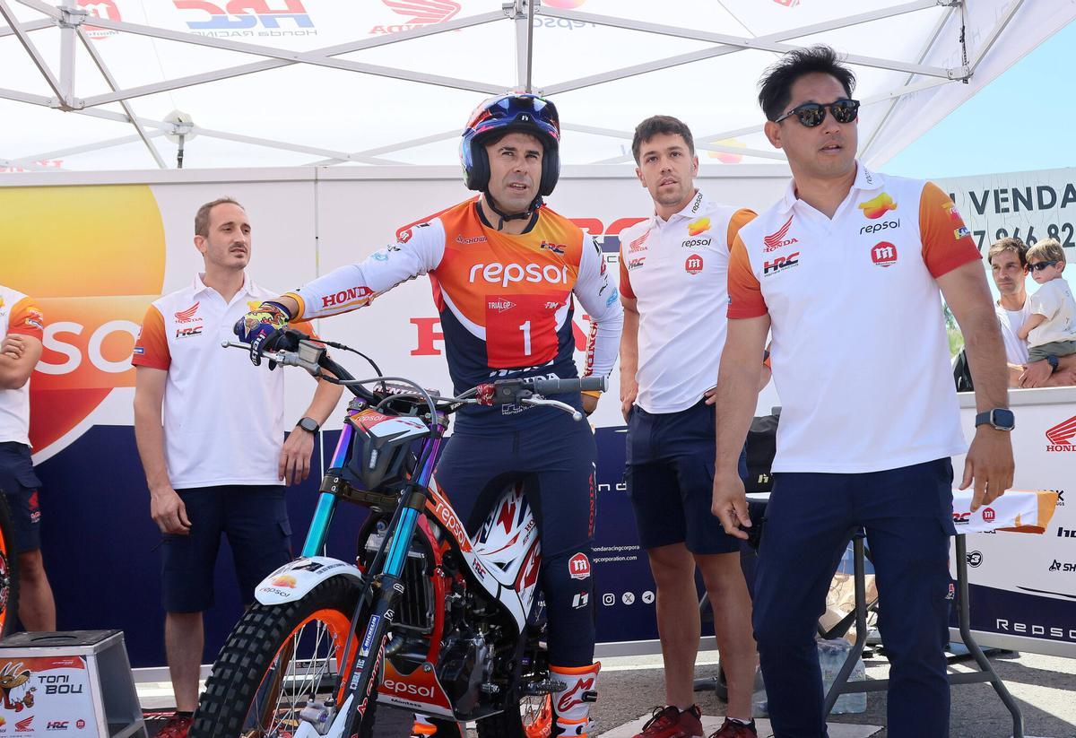 Totes les fotos de Toni Bou establint un nou Rècord Guinness a la seva rotonda de Piera