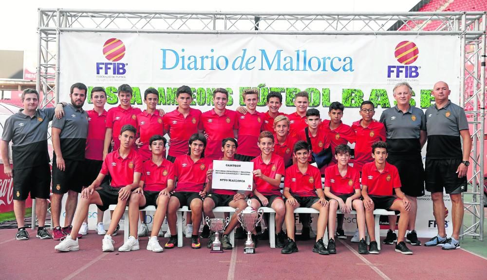 Fiesta de los campeones del fútbol base de Diario de Mallorca