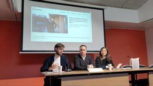 Hamid, junto a los abogados del Observatorio Desca