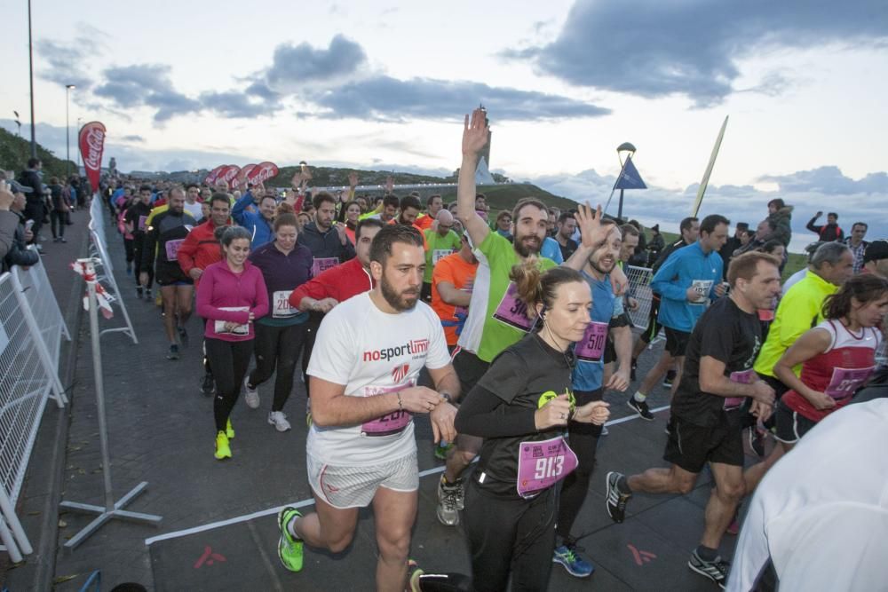 La carrera nocturna de la Torre de Hércules