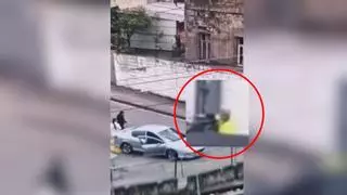 VÍDEO: Así fue el tiroteo en La Felguera: el agresor disparó desde la puerta de su coche a la barriga del herido