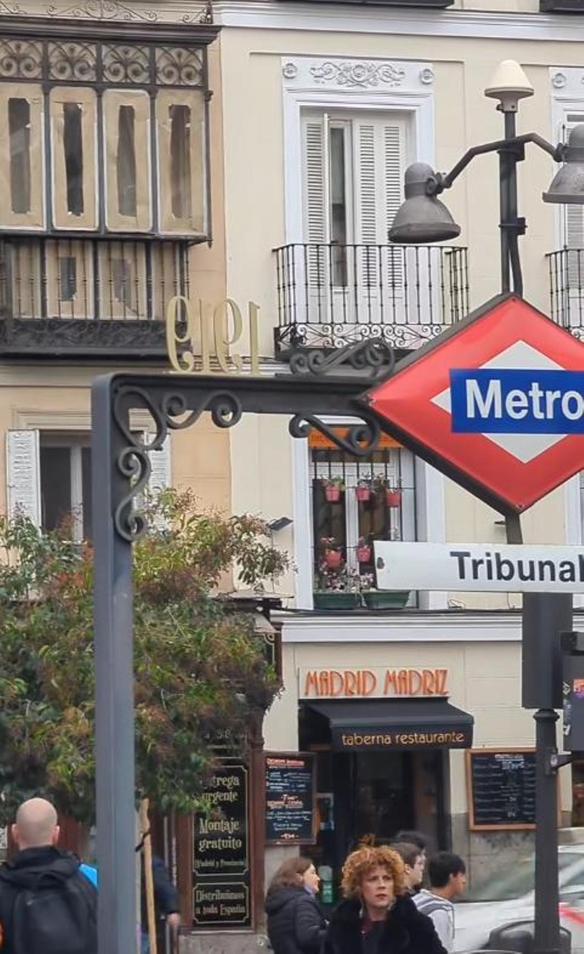 Madrid Madriz baja la persiana tras más de 25 años de cañas, raciones y vida de barrio: "Os vamos a echar de menos".