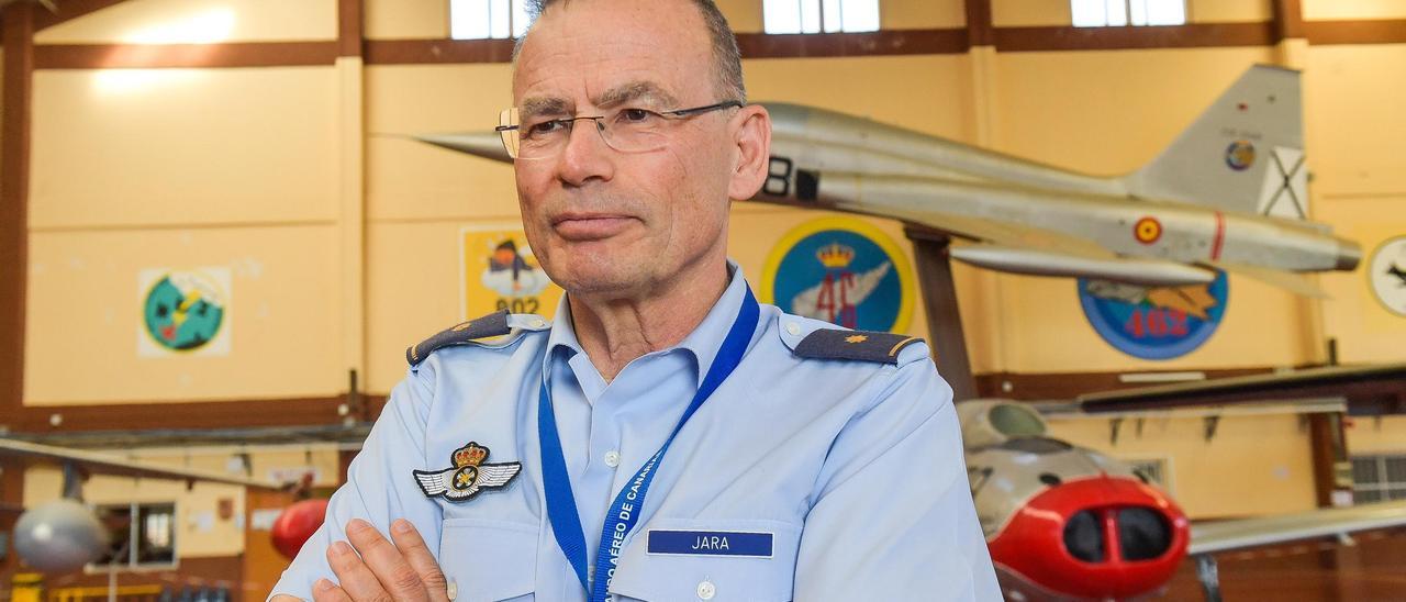 Daniel Pérez Jara, comandante del Ejército del Aire y el Espacio: &quot;Los Eurofighters están bastante bien preparados para soportar el efecto corrosivo&quot;