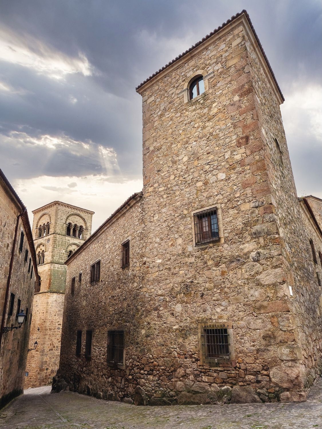 Vista del Convento de las Jerónimas en el casco histórico de Trujillo.