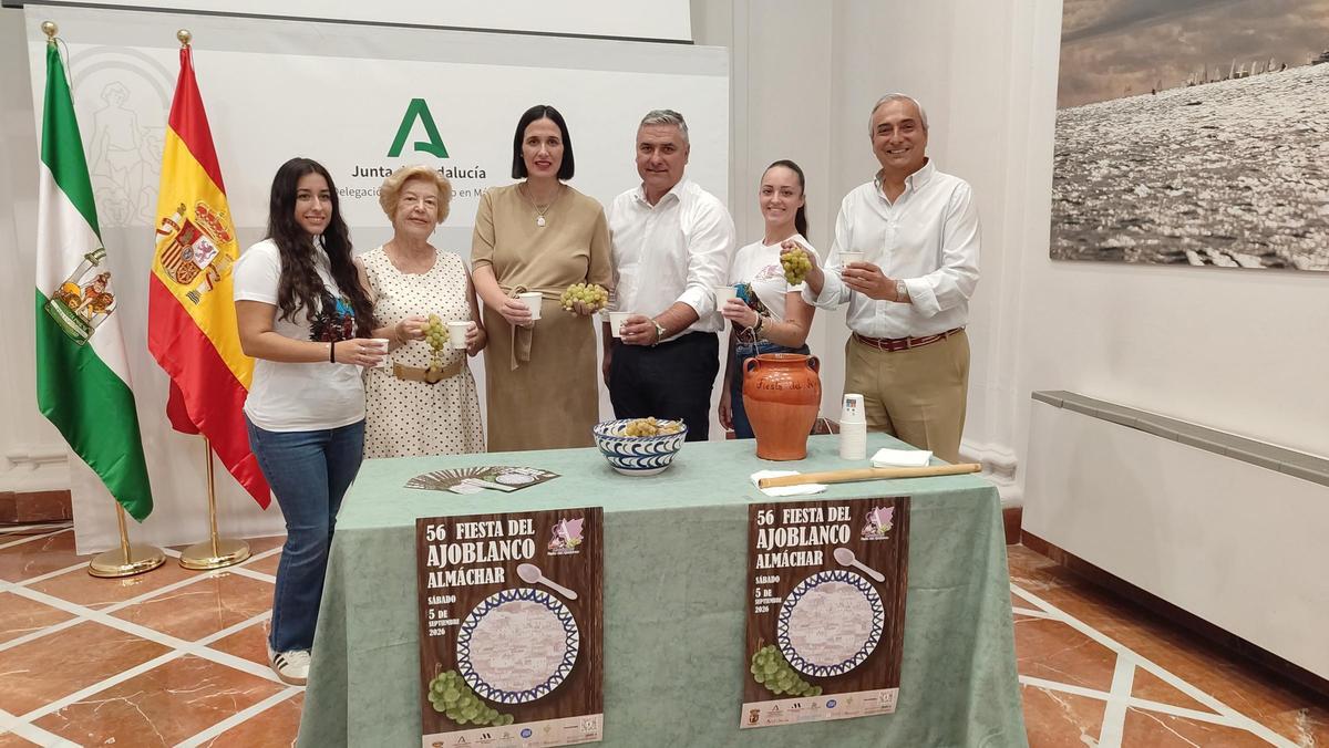 Presentación de la Fiesta del Ajoblanco en Almáchar