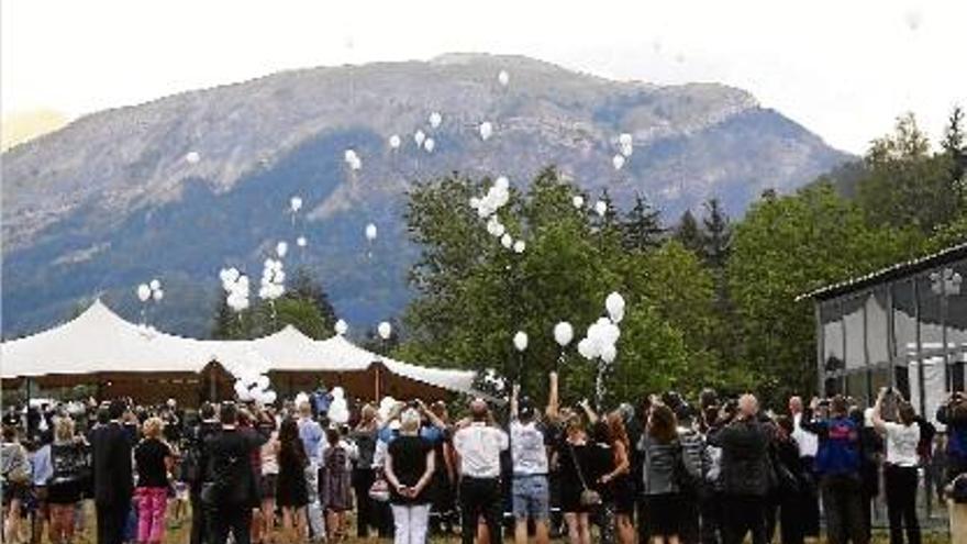 La localitat alpina de Le Vernet va acollir l&#039;acte de comiat i homenatge a les víctimes.