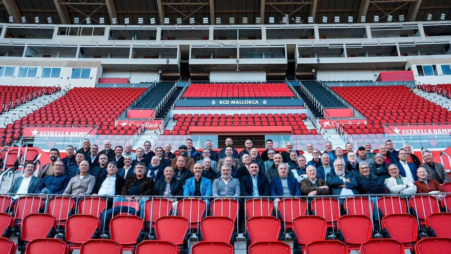 Los veteranos del Mallorca se reúnen en Son Moix