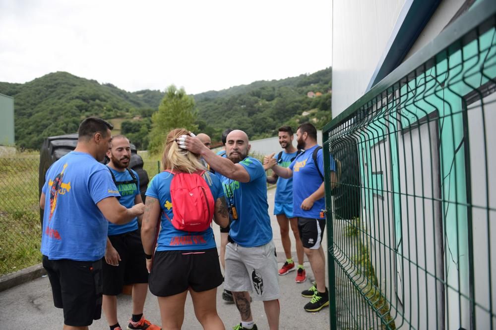 Reto solidario de los miembros del gimnasio Linares de Sotrondio