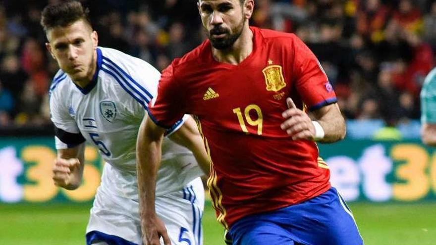 Diego Costa, en un partido con España en El Molinón ante Israel.