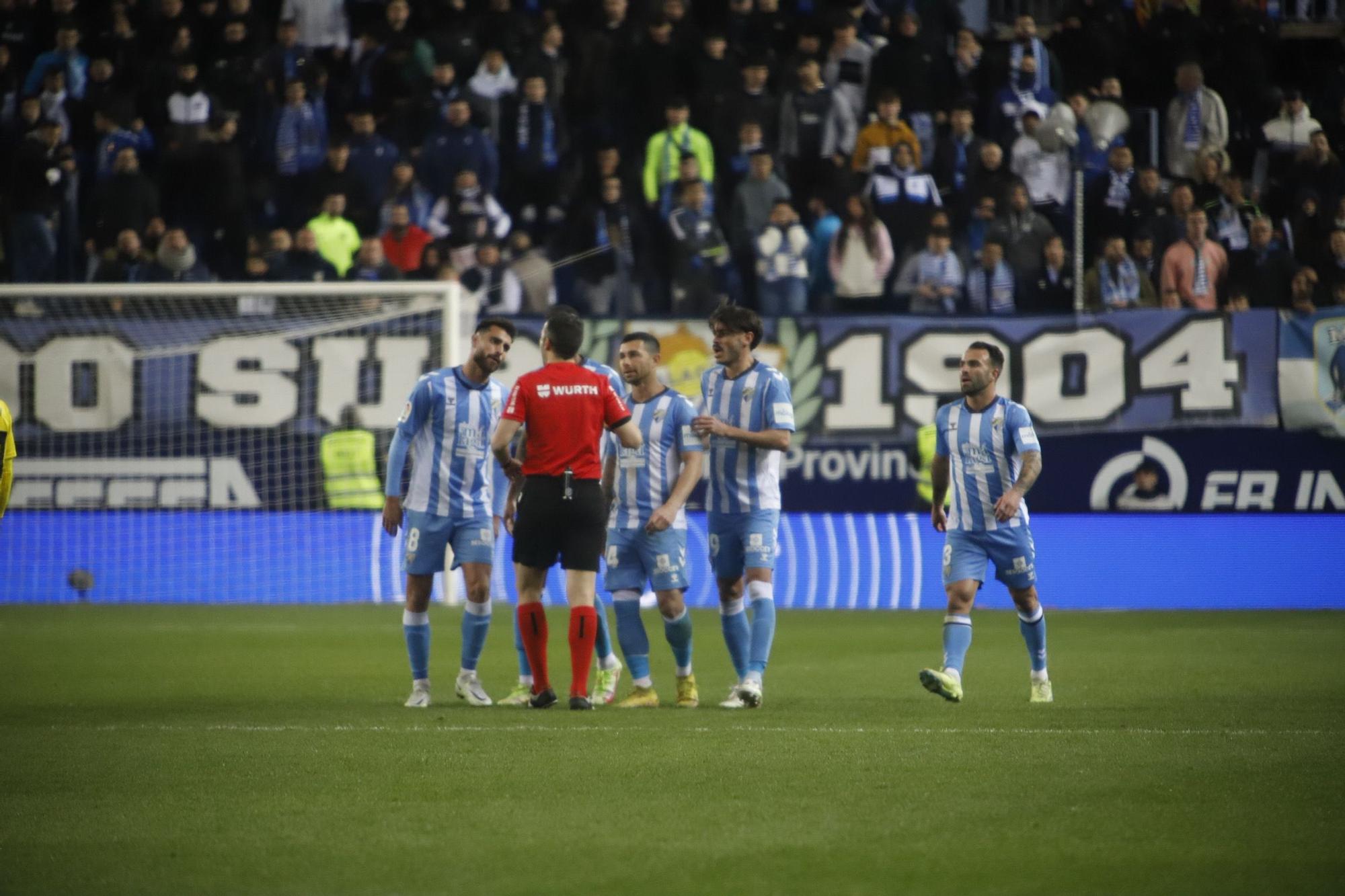 El Málaga CF - Real Oviedo, en imágenes