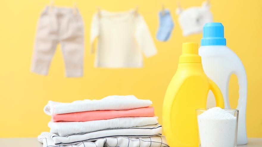 Trucos de limpieza | El truco para que tu ropa quede más esponjosa: elabora  tu suavizante casero