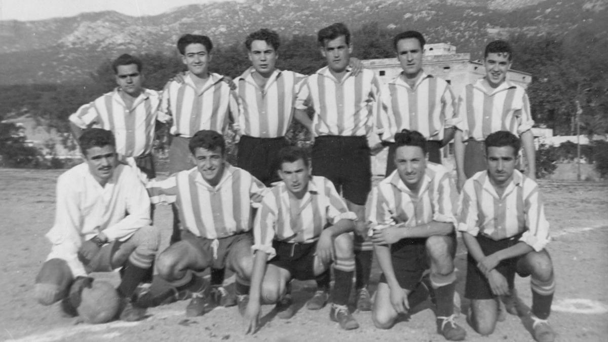 Equip de la Unió Esportiva La Jonquera dels anys cinquanta