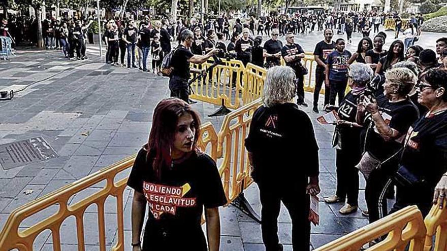 Multitudinaria caminata en contra de la trata y la esclavitud sexual en Palma