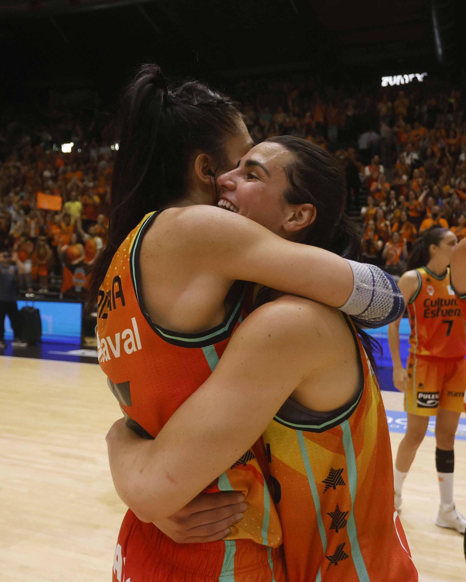 Valencia Basket - Perfumerías Avenida