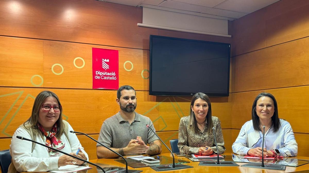 Ruth Sanz, Samuel Falomir, María Jiménez y Merche Galí, en la rueda de prensa, este martes.