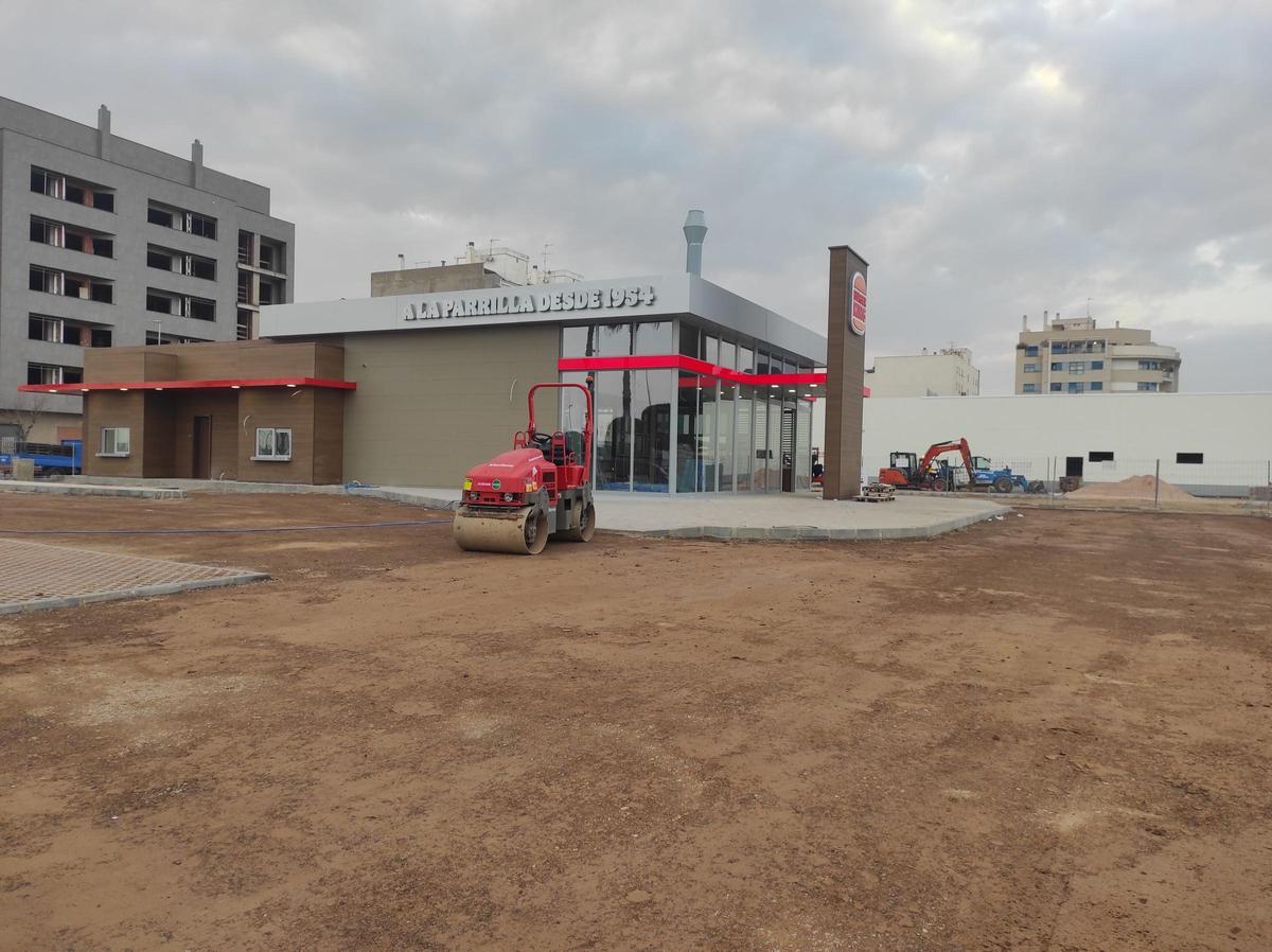 Los trabajos del Burguer King están muy avanzados y culminarán en breve.