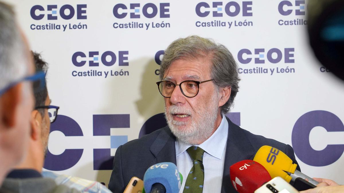 El presidente de CEOE Castilla y León, Santiago Aparicio, en una foto de archivo.