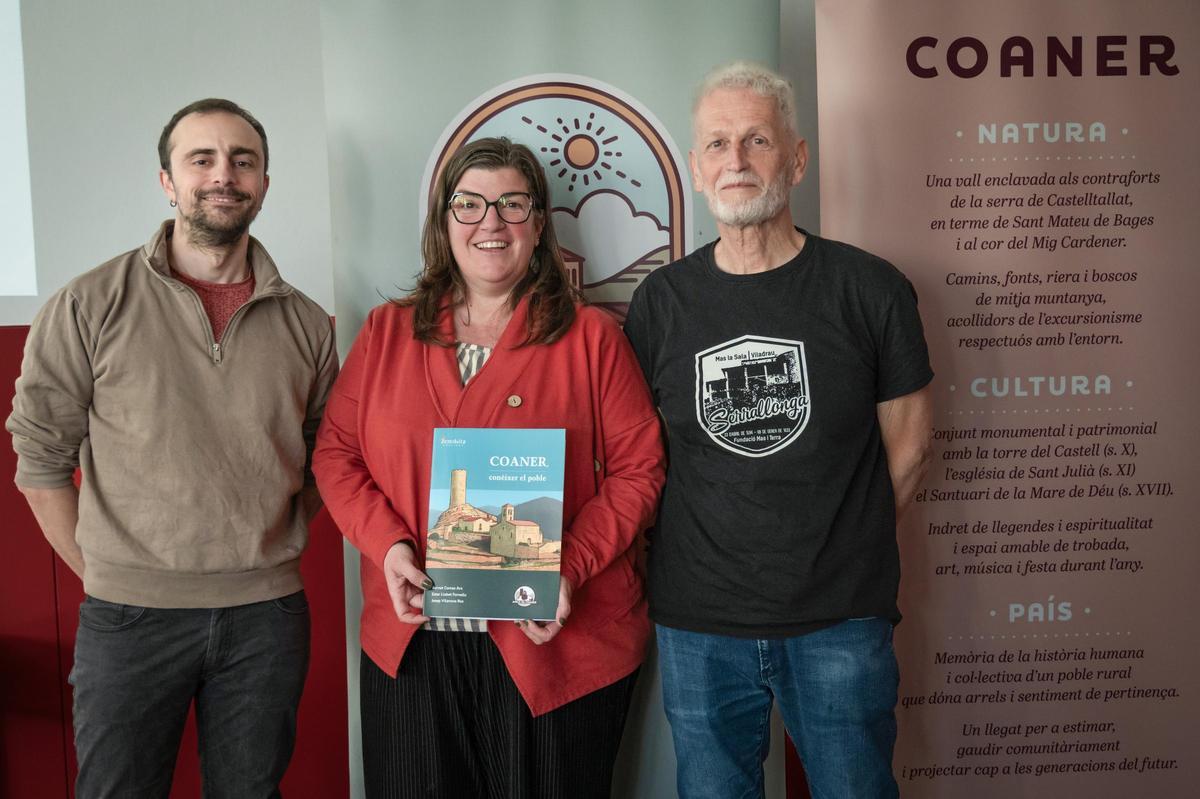 Els tres autors del llibre en la seva presentació