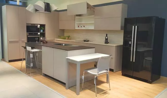 Romelpe Muebles Decoración