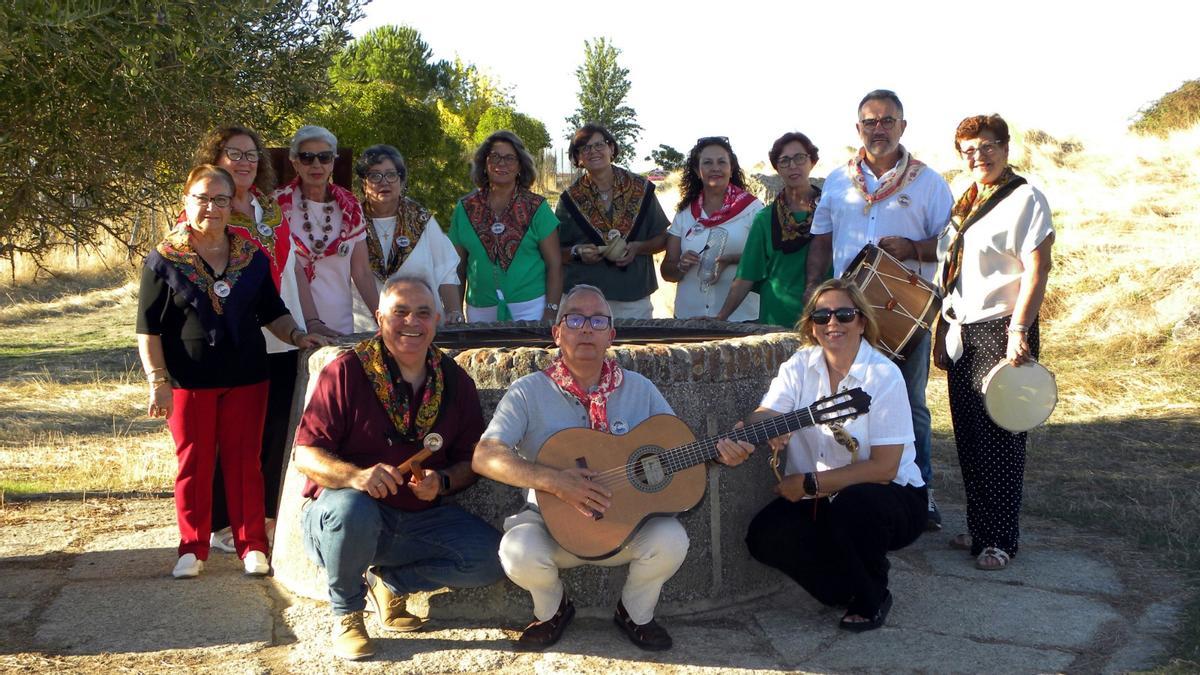 Grupo folk "El Corchao".