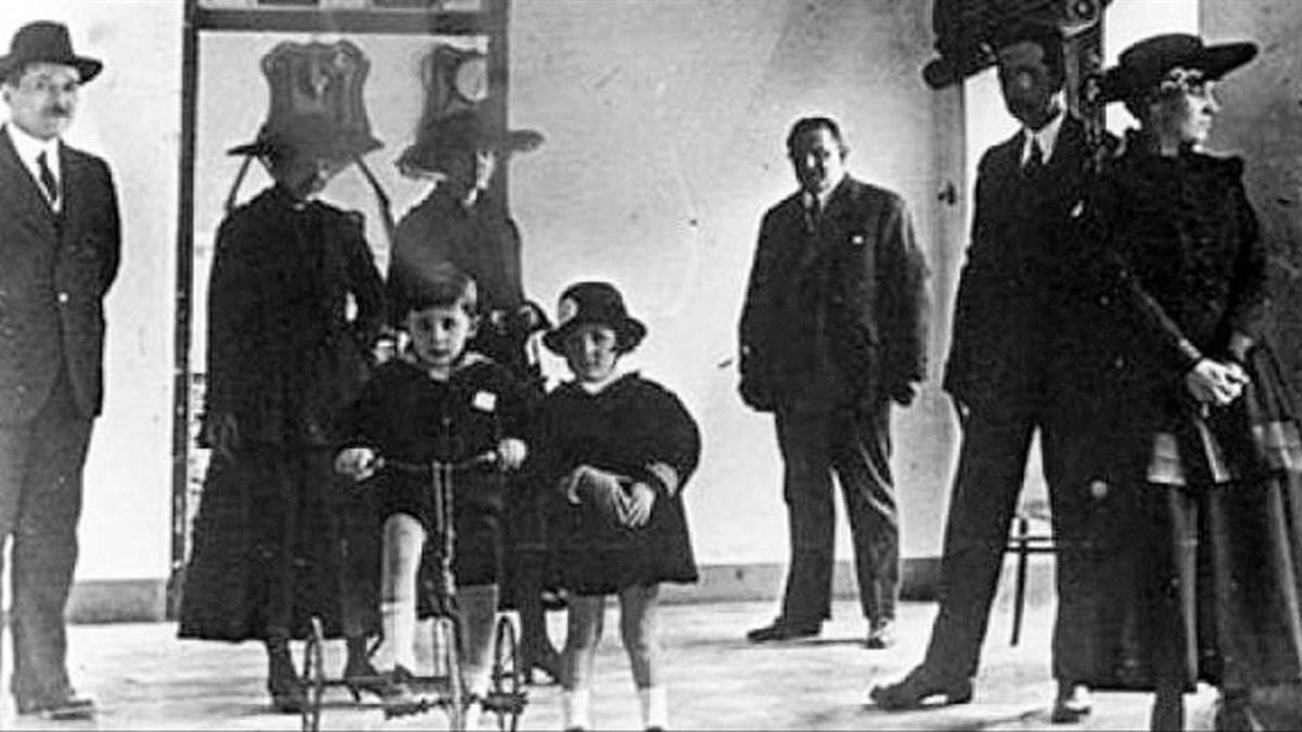 La familia Heredia, primeros propietarios del inmueble.