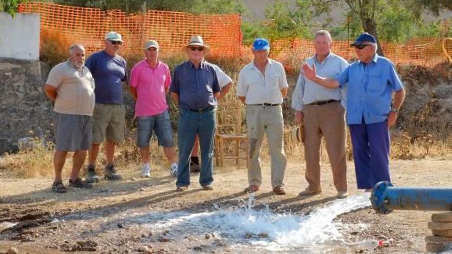 AVA denuncia recortes de hasta el 40 % en el agua para regar debido a la sequía