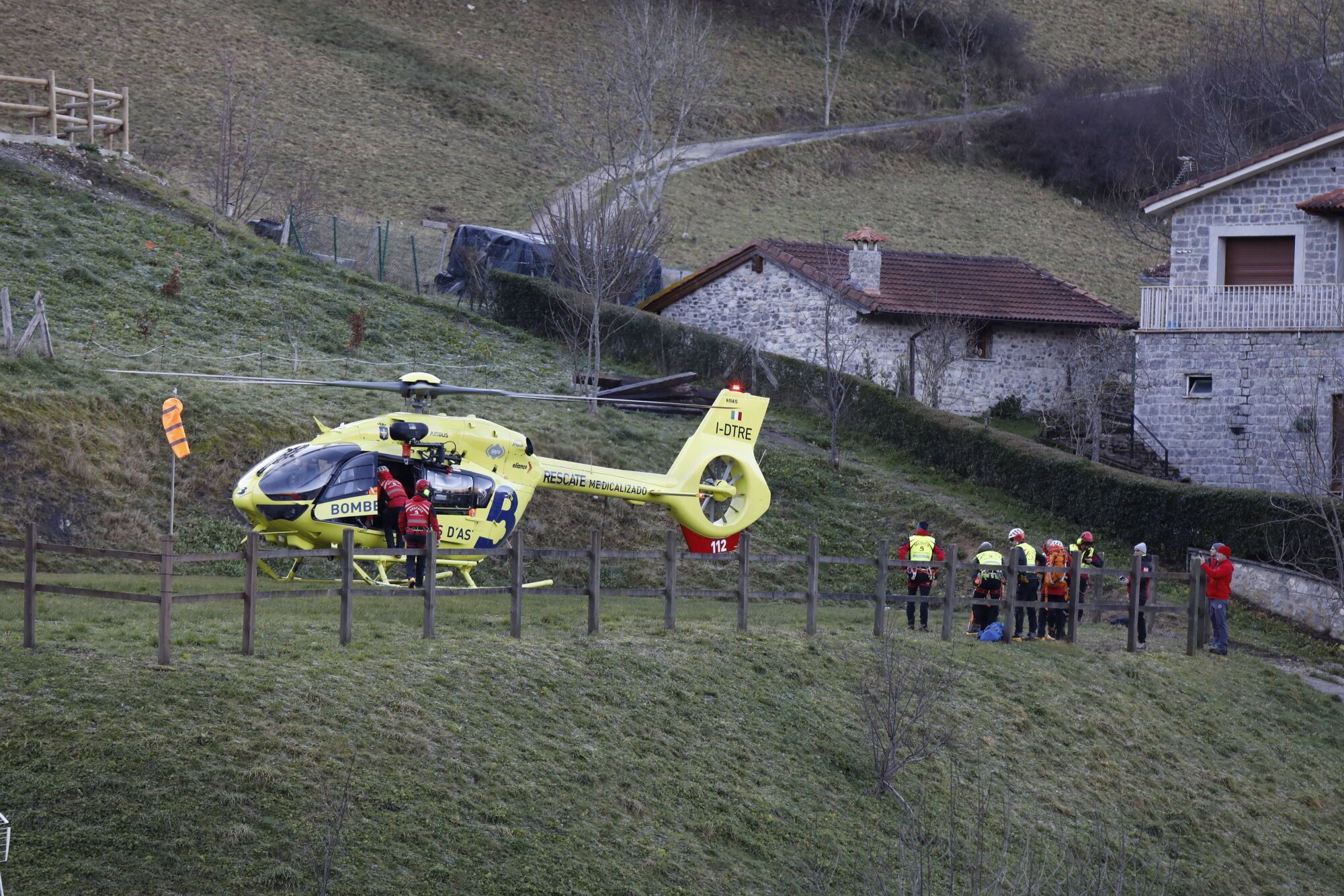 EN IMÁGENES: Así ha sido el dispositivo de rescate de Senen Turienzo, el joven desaparecido en los Picos de Europa