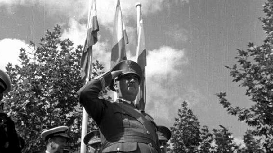 Francisco Franco, en una imagen de la miniserie documental. // DMax