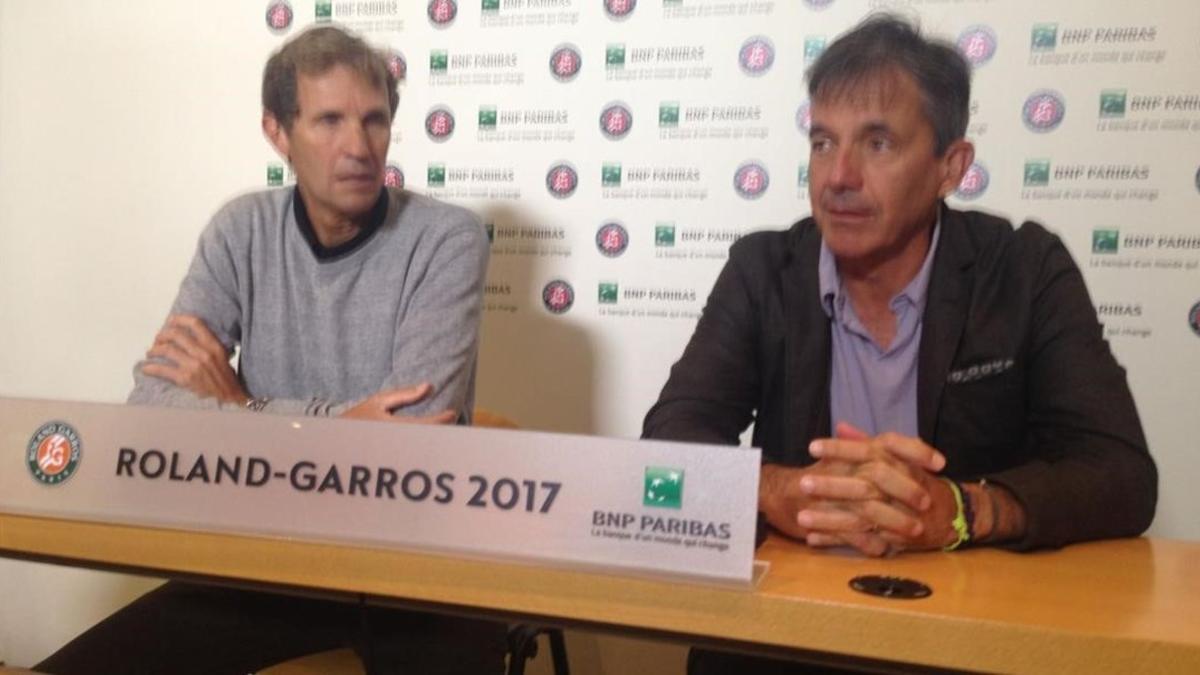 Sergio Casal y Emilio Sánchez Vicario, en París.