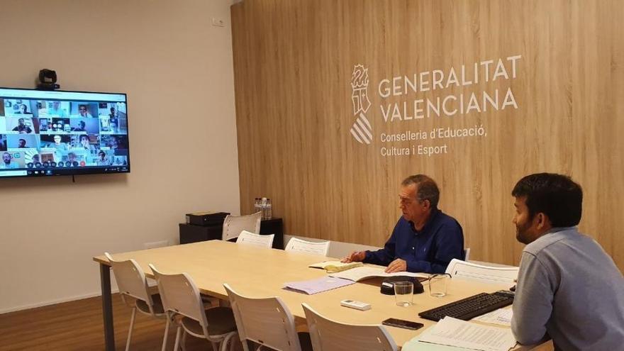 Vicent Marzà y Miquel Soler se reúnen con el Foro de la Educación. GVA