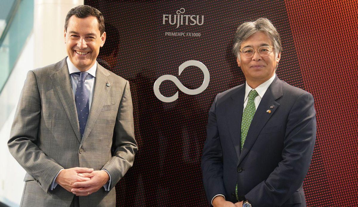 El presidente de la Junta de Andalucía, Juanma Moreno, con el presidente mundial de Fujitsu, Takahito Tokita. | L.O.
