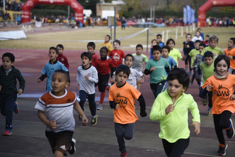 Uns 800 escolars donen relleu un any més al Cros de Manresa al Congost